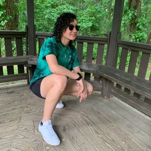 Meet your Posher, Jania